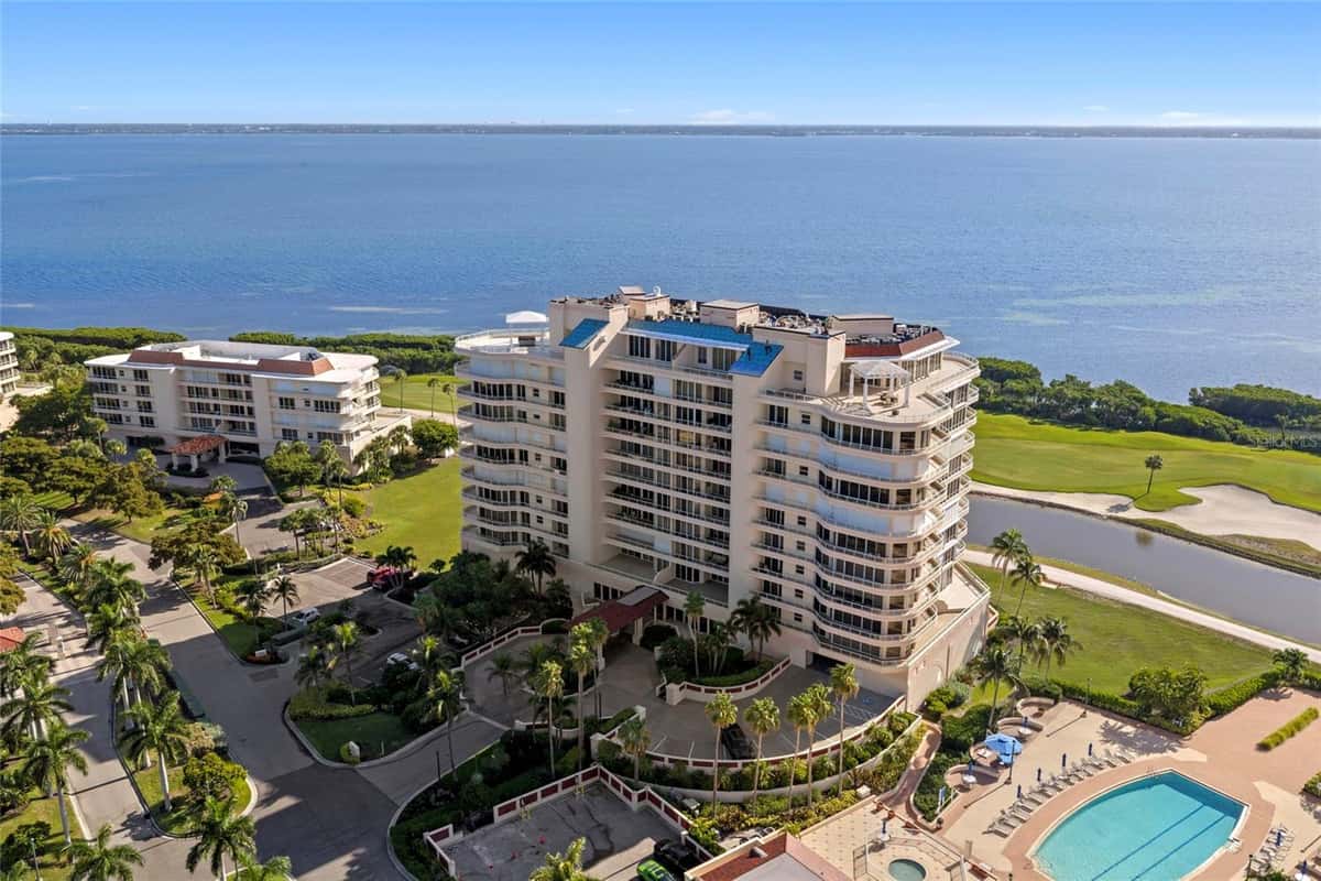 3060 GRAND BAY BOULEVARD