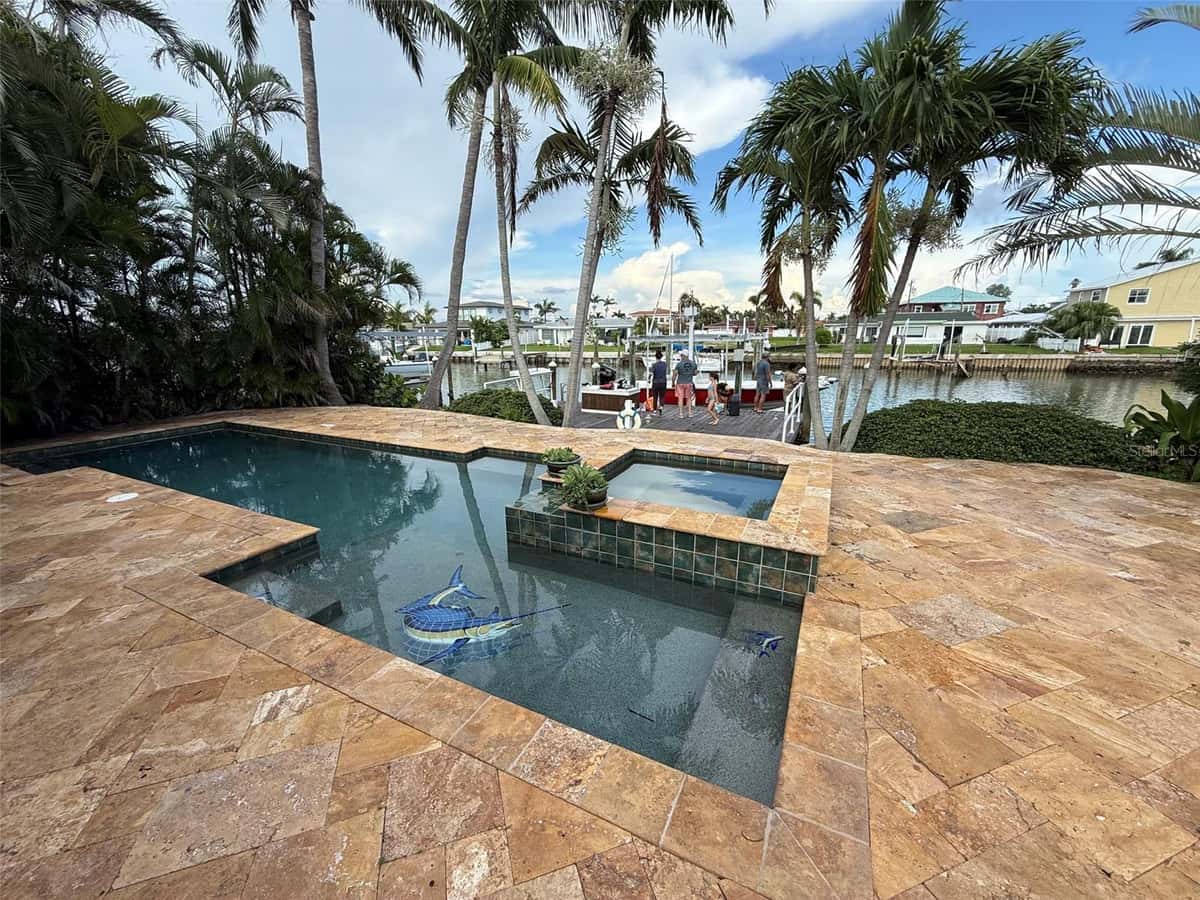 639 NORMANDY ROAD