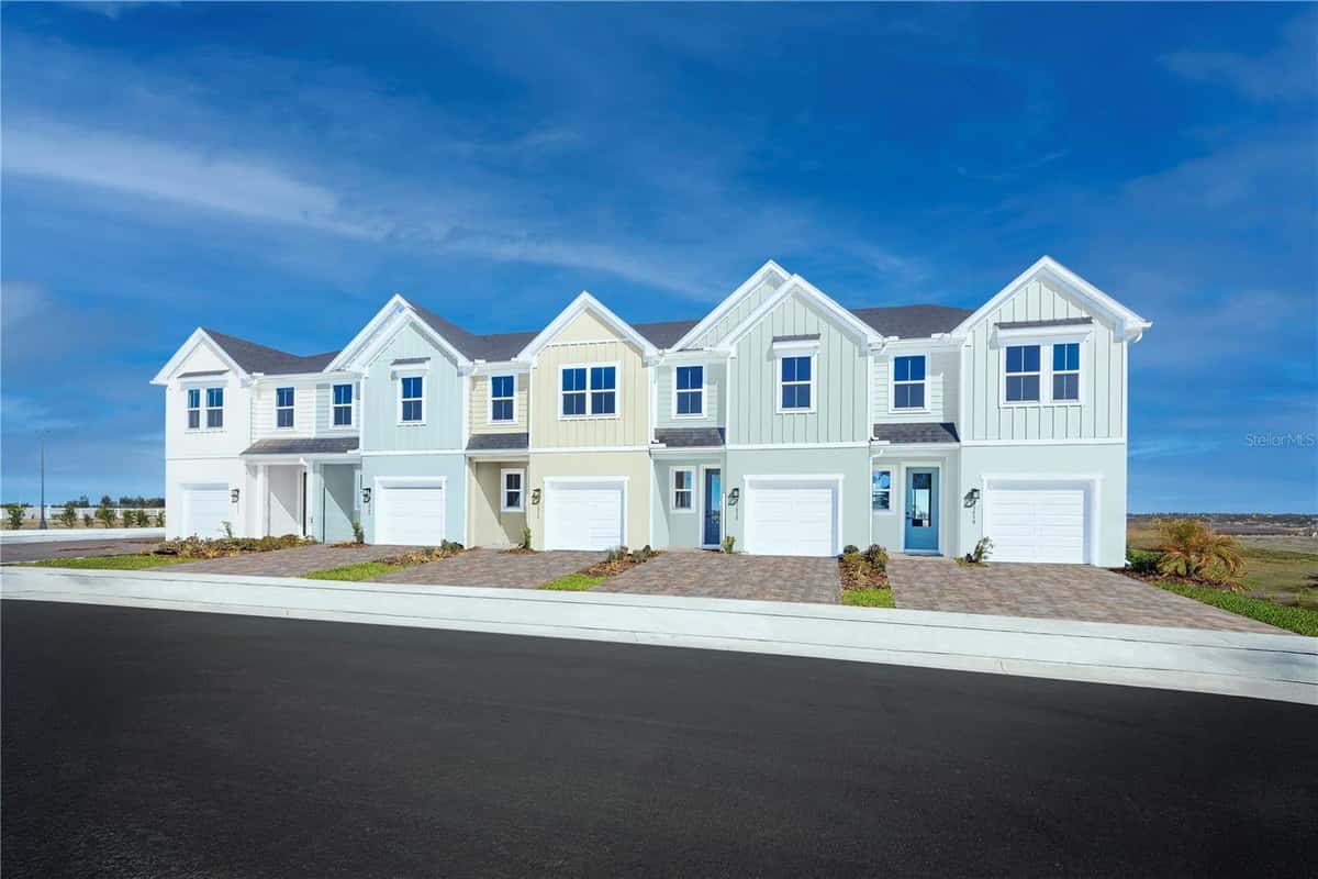 1795 KENDALL POINTE PLACE
