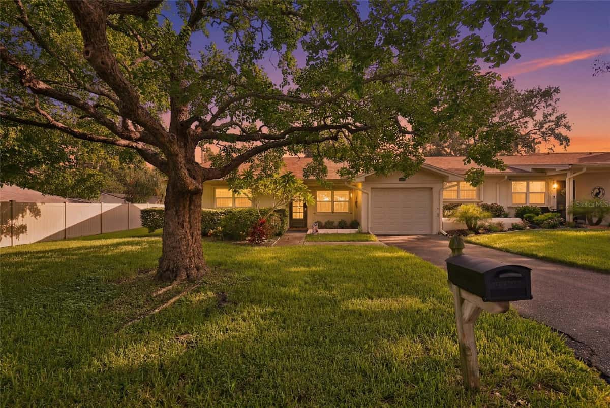 2186 MARSHALL DRIVE