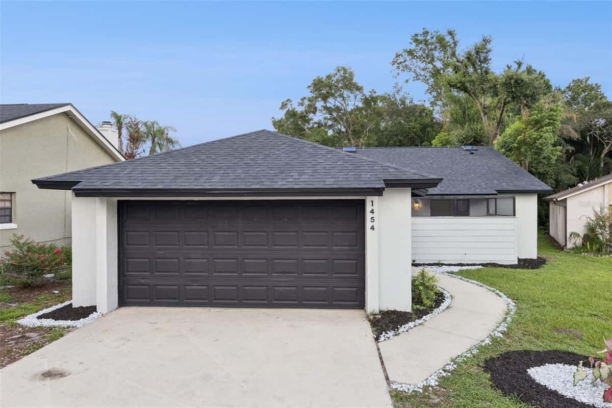 1454 KING COURT