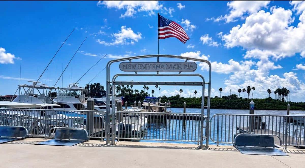 100 BOAT YARD STREET
