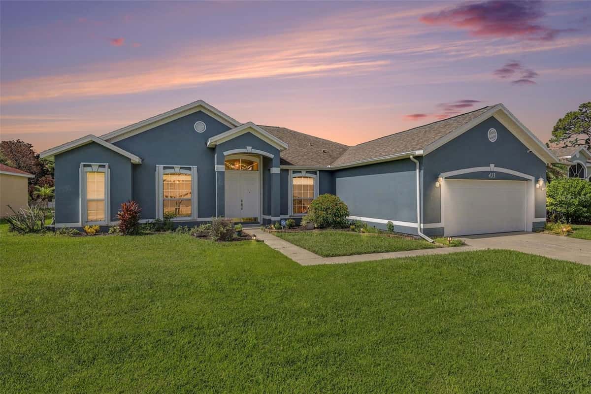 423 STONEHENGE CIRCLE