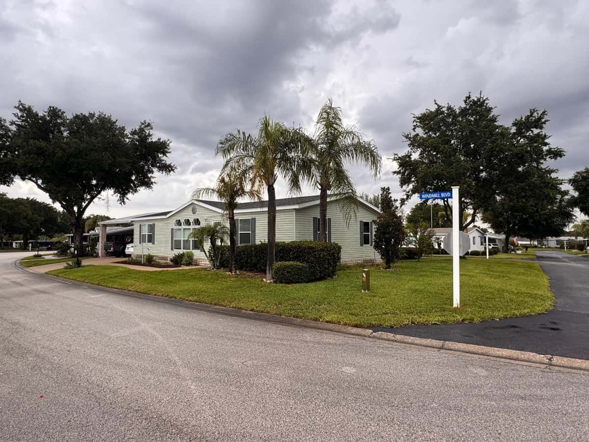 406 WINDMILL BLVD