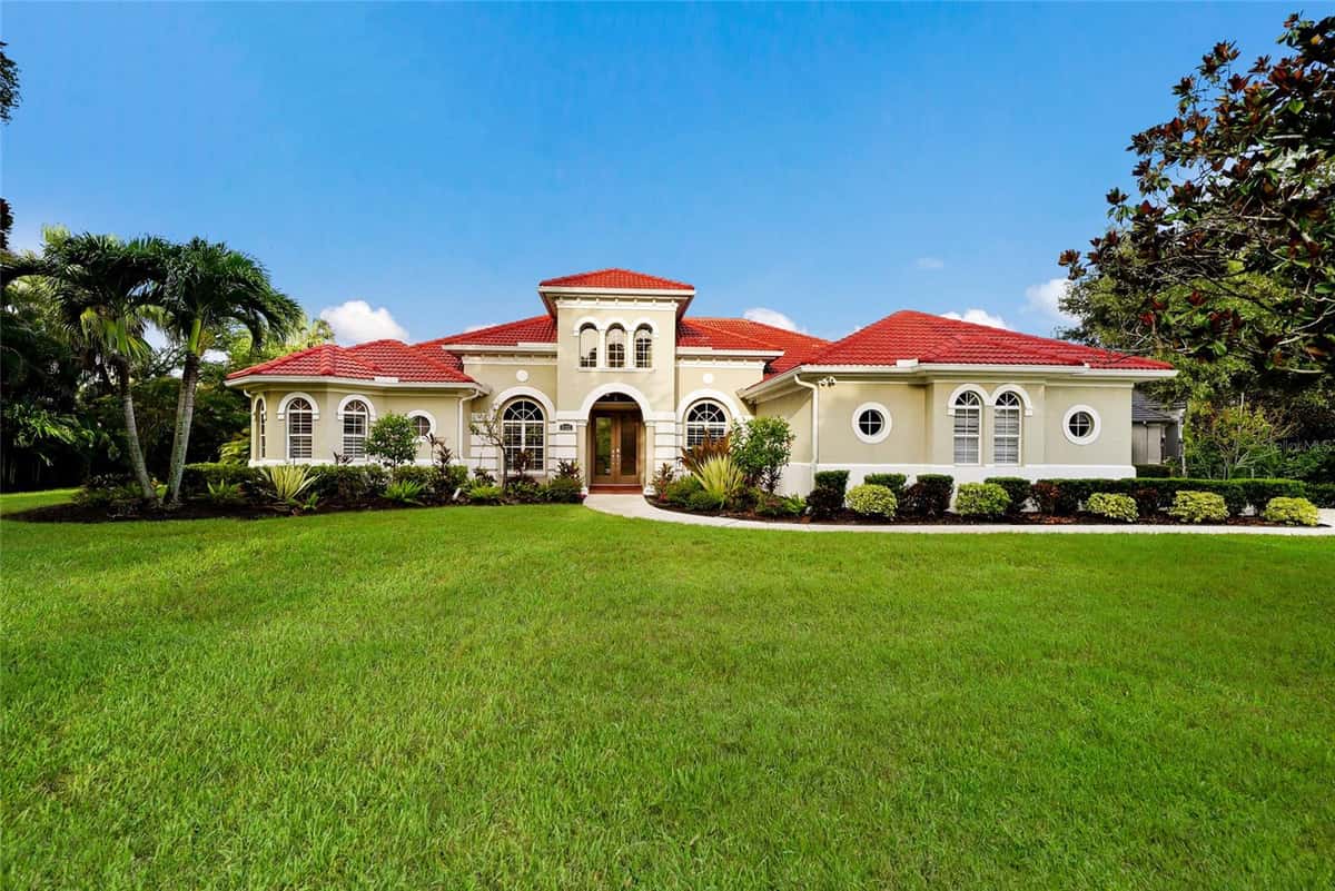 8122 LONE TREE GLEN