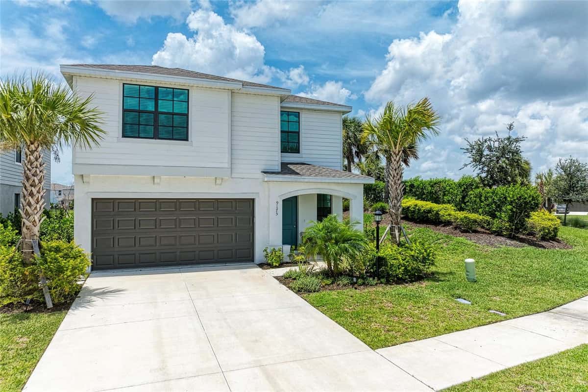 9175 TEQUILA SUNRISE DRIVE