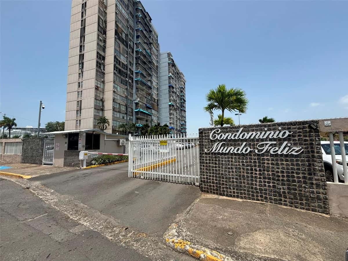 1005 Apt CONDOMINIO MUNDO FELIZ (10MO PISO - BALDORIOTY TOW