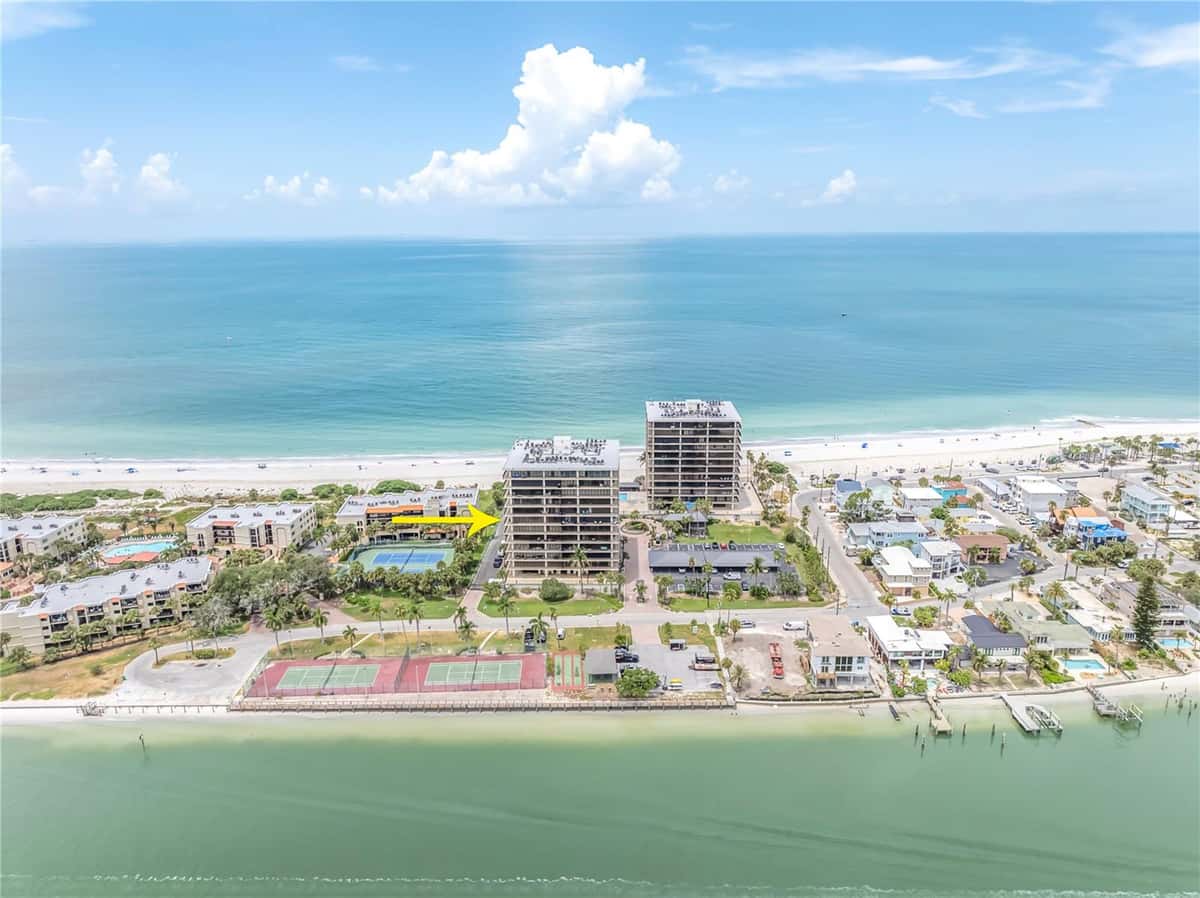 7600 BAYSHORE DRIVE