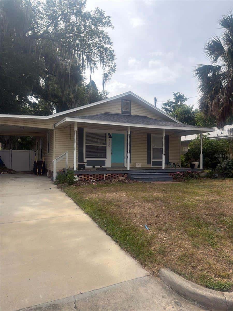 320 COURTLAND AVENUE