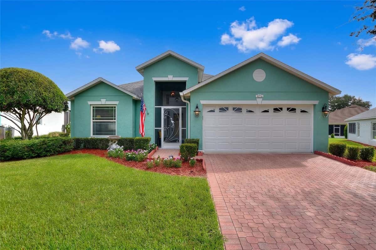 4132 MARTINDALE LOOP