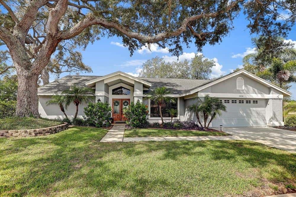 2828 WOODROSE COURT