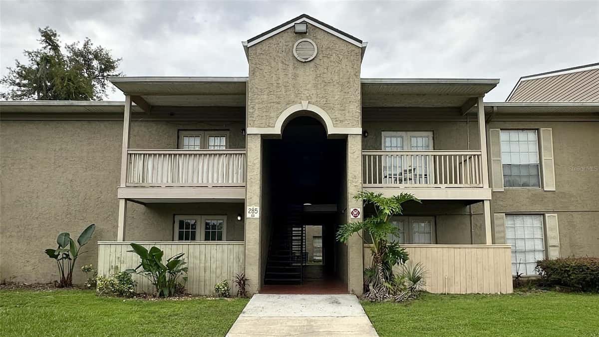 285 WYMORE ROAD