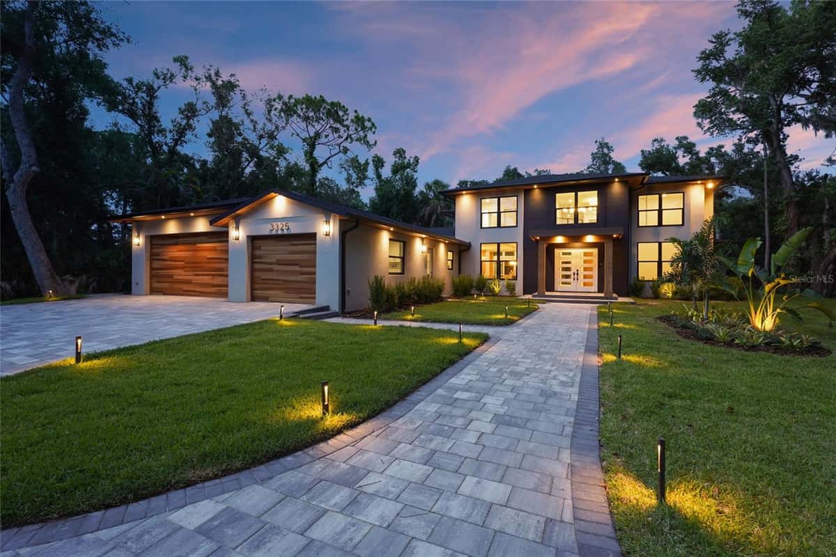 3325 WEBBER WOODS DRIVE