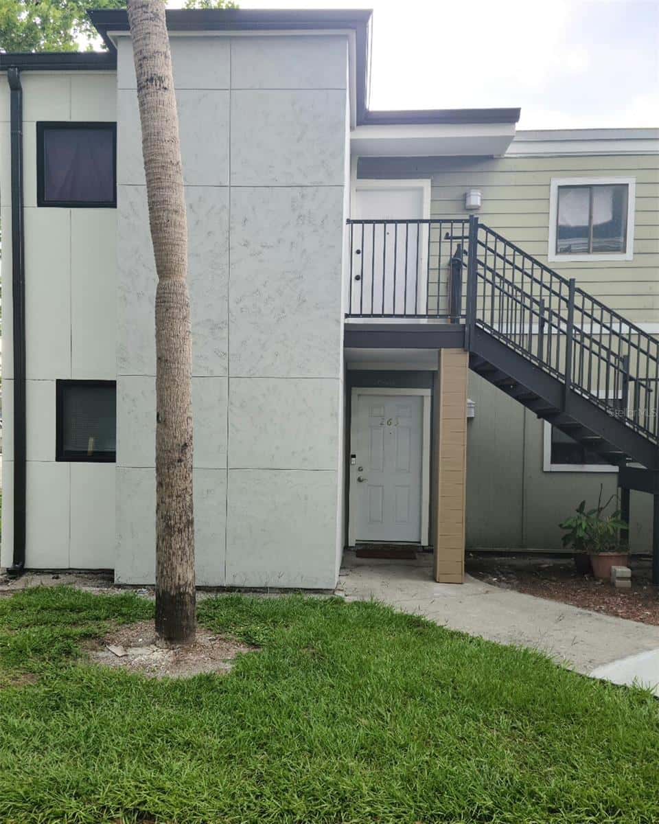 263 SCOTTSDALE SQUARE