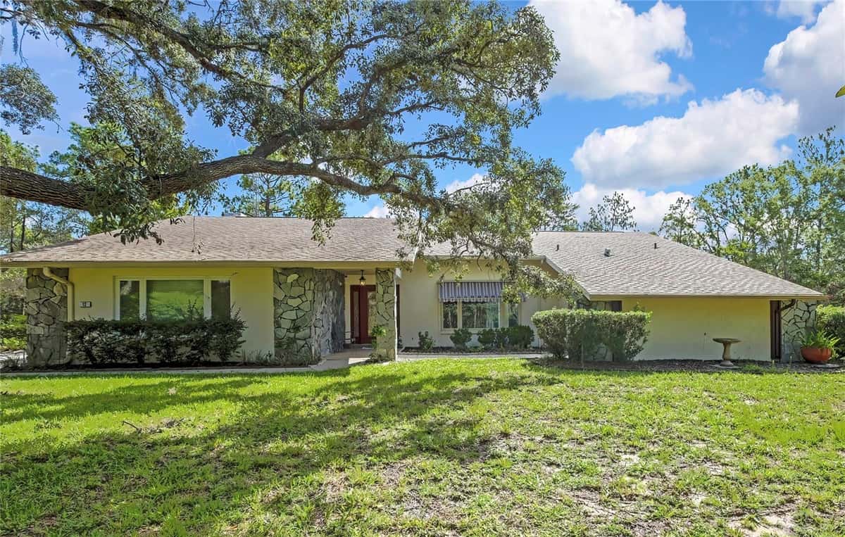 12 MAYFLOWER COURT