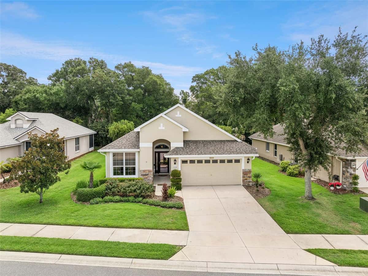 8270 BRIDGEPORT BAY CIRCLE