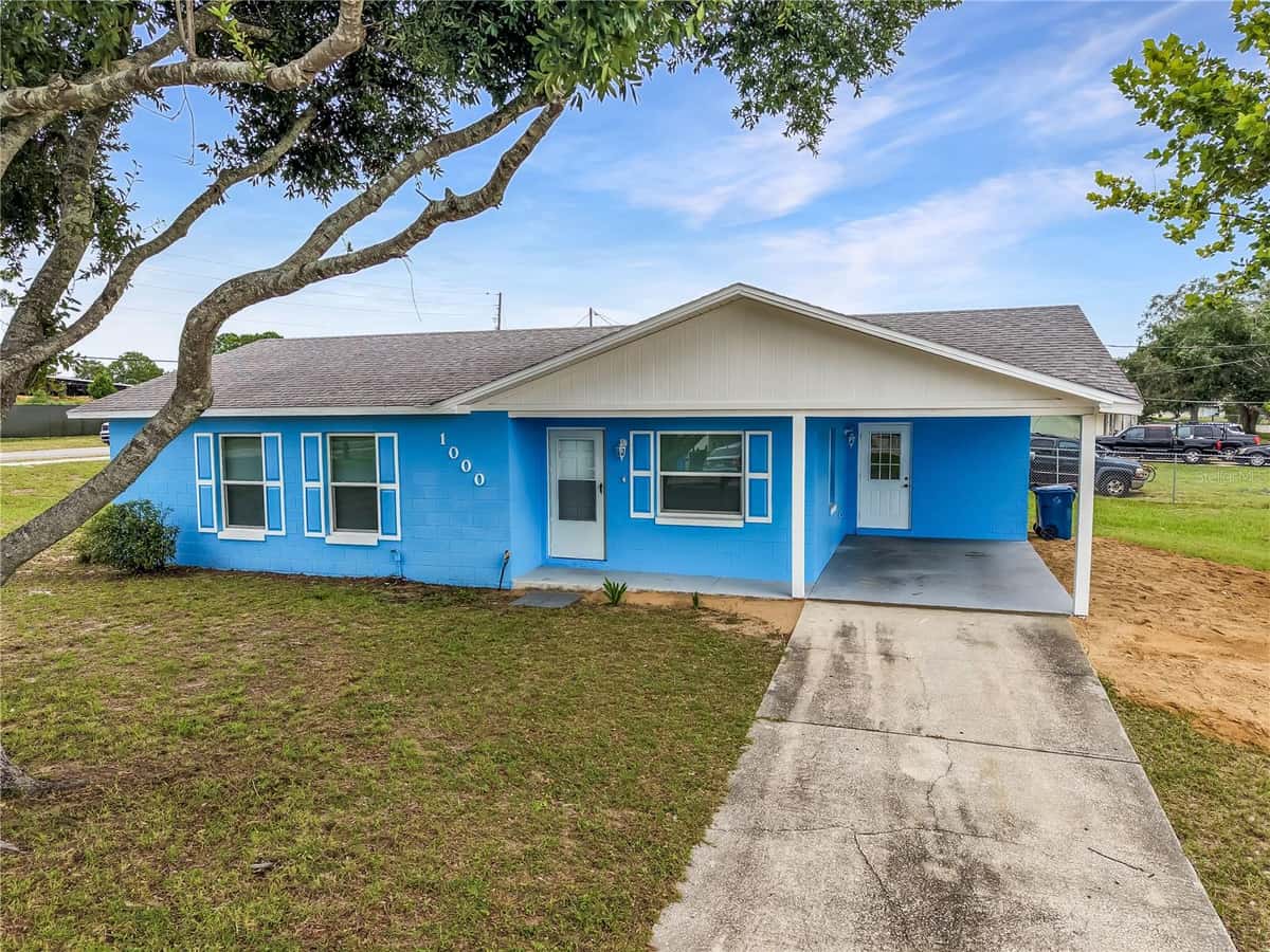 1000 VALENCIA AVENUE