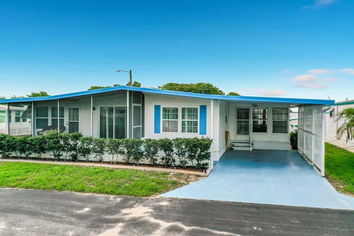 176 SUNSET DRIVE