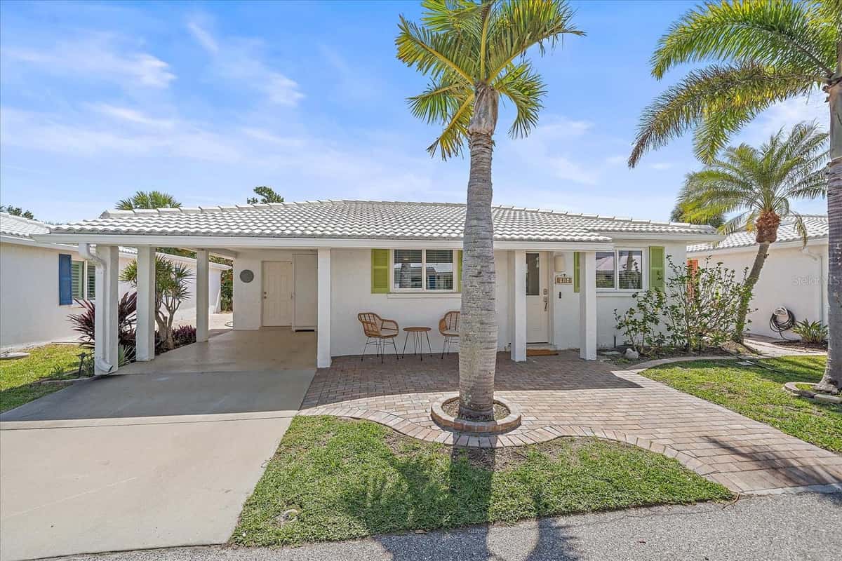 914 SPANISH DRIVE