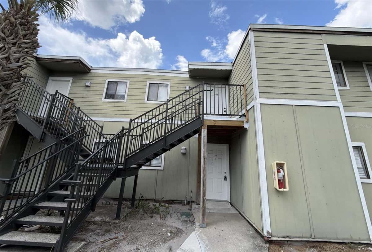 145 SCOTTSDALE SQUARE