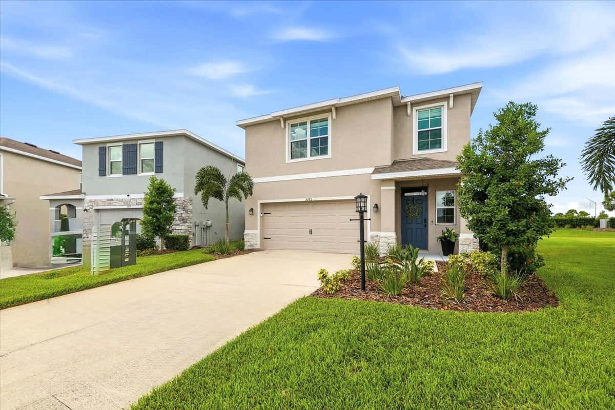 3283 HILLTOP CIRCLE