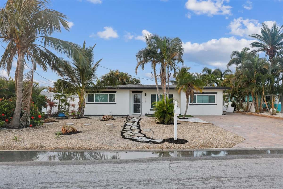 747 PRUITT DRIVE