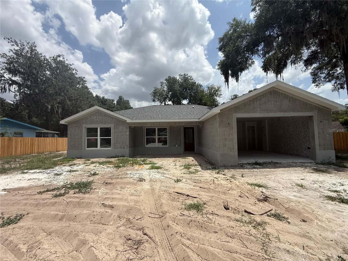 557 COUNTY ROAD 487