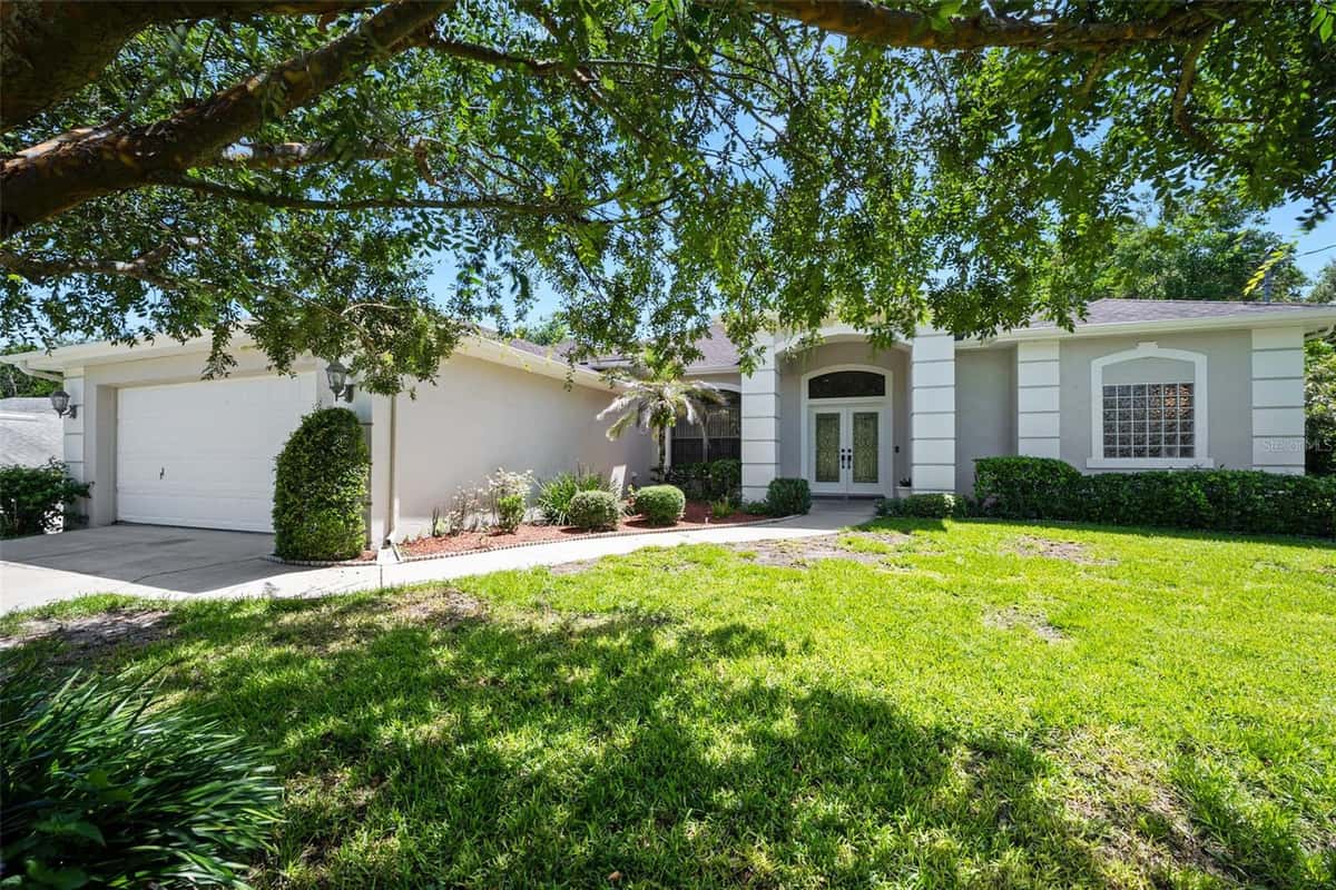 1837 GLANCY DRIVE