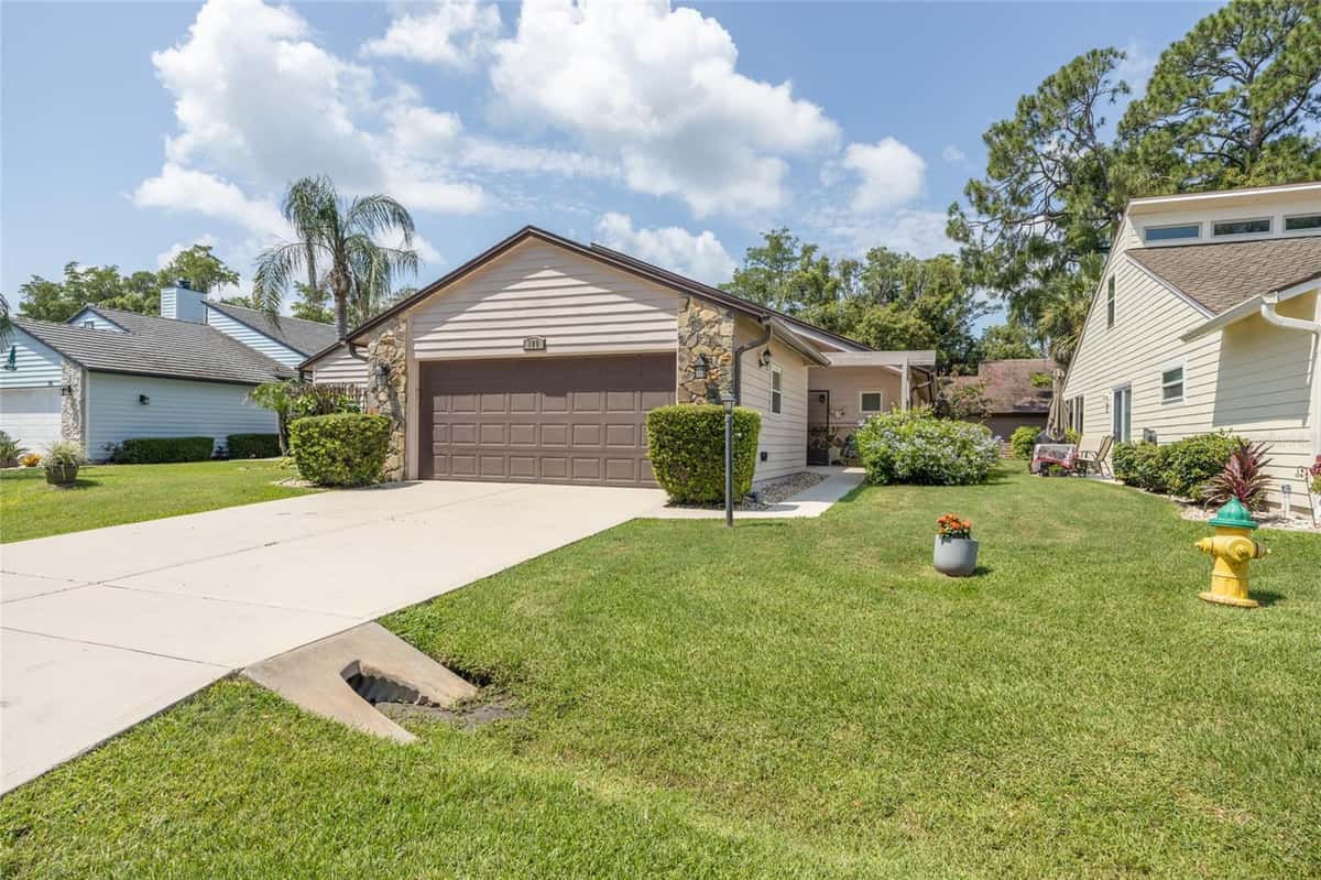 120 GULL CIRCLE