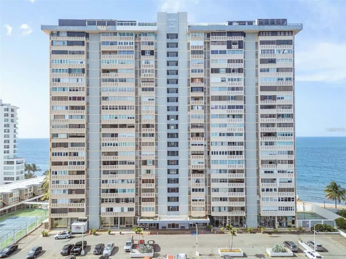 1479 ASHFORD AVE. CONDO. CONDADO DEL MAR