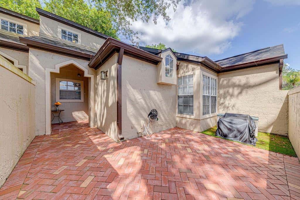 1545 FARRINDON CIRCLE