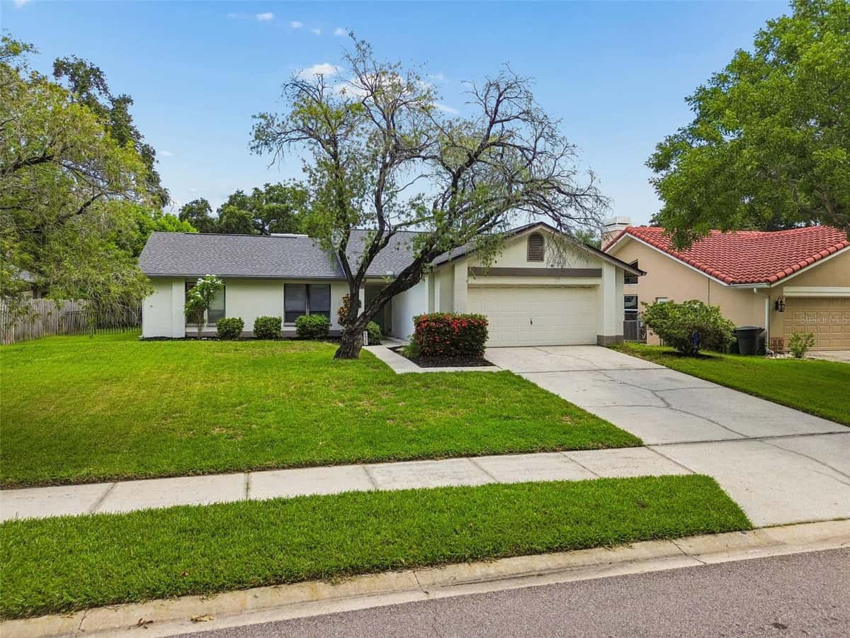 525 WALKER ROAD