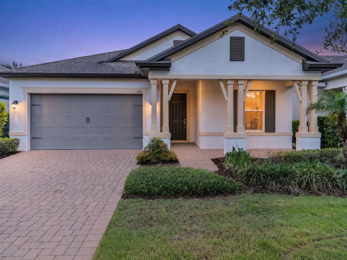 1915 ESTUARY LANE