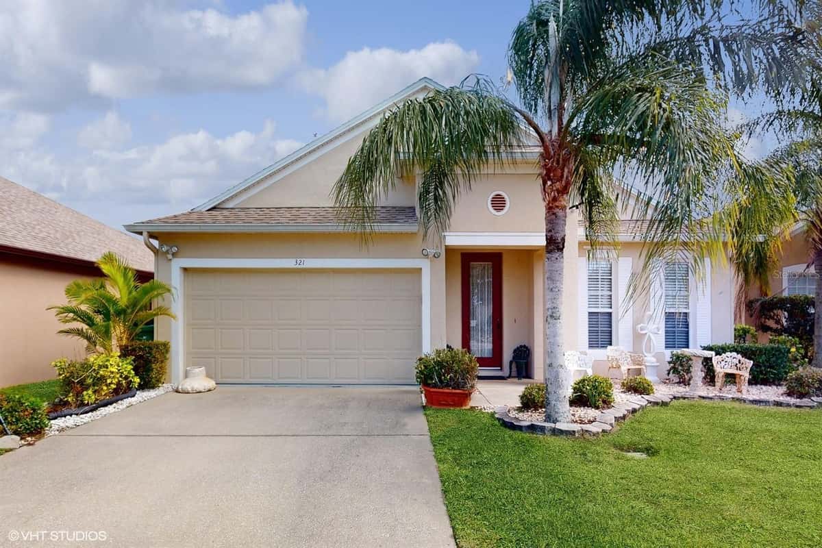 321 CRESSA CIRCLE