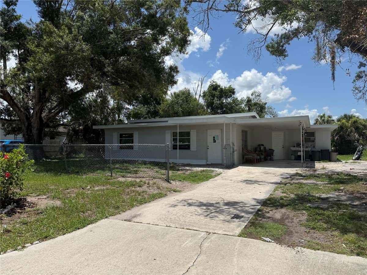 408 MAPLE STREET