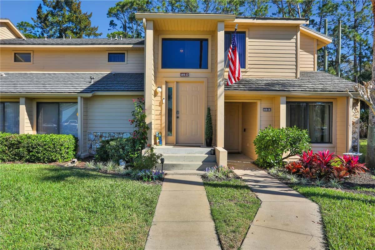 149 BLUE HERON DRIVE