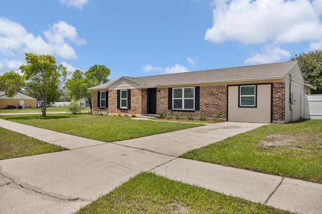 8149 JUSTIN ROAD