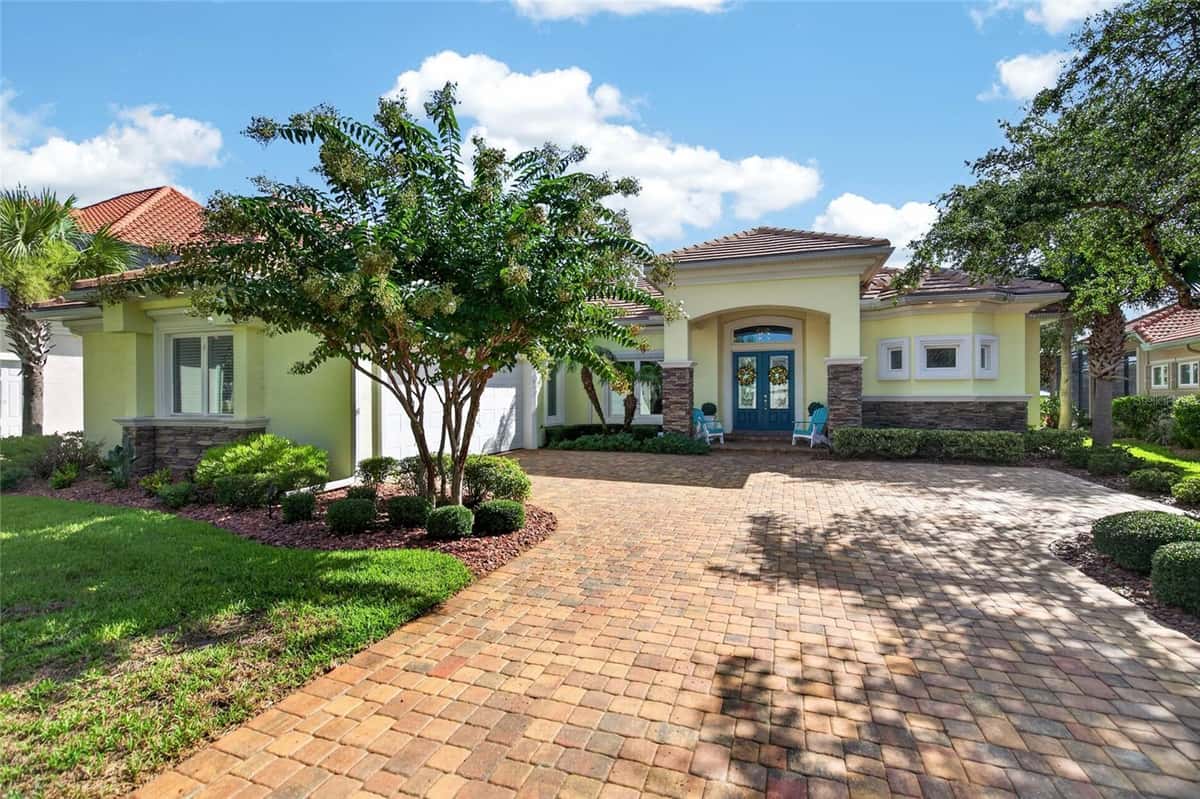 28 WATERVIEW DRIVE