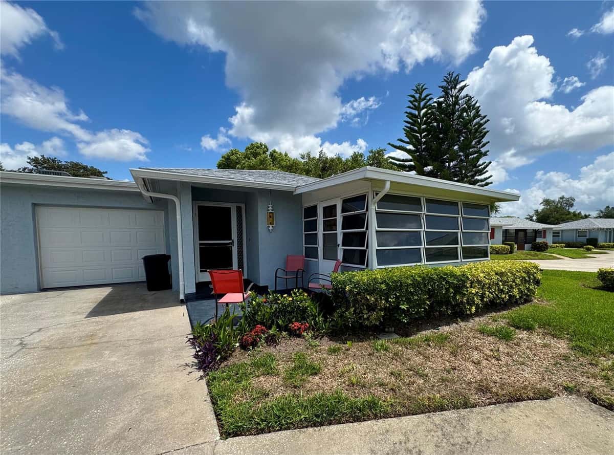 1610 BERWICK COURT