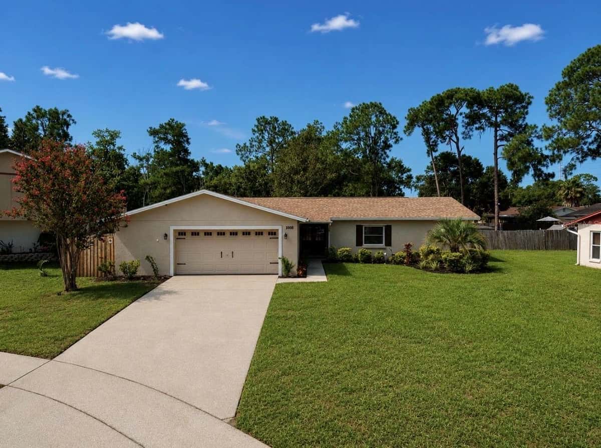 1005 HIGHGROVE COURT