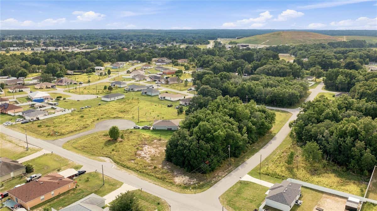 DOGWOOD DR CT