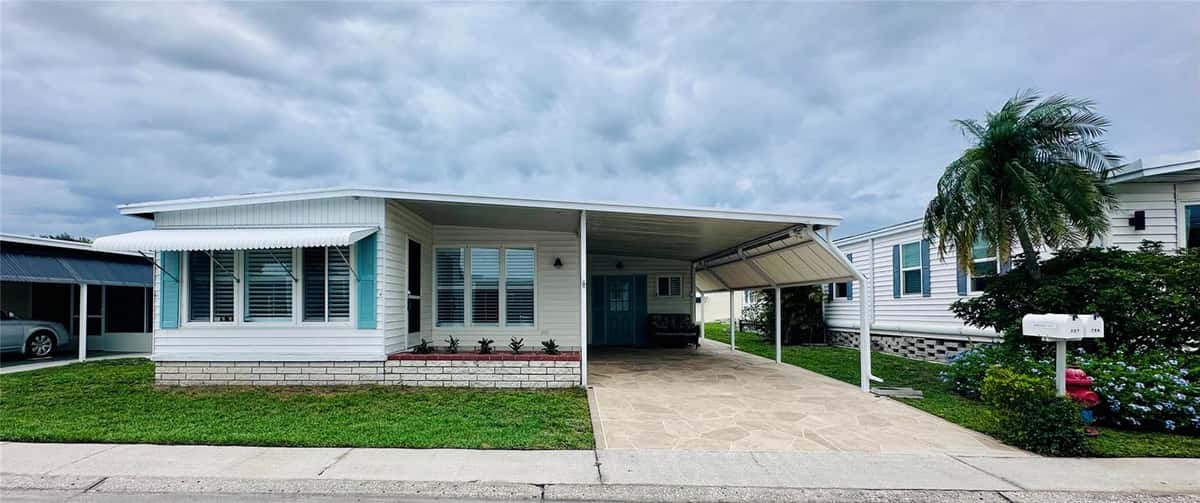 1100 BELCHER ROAD