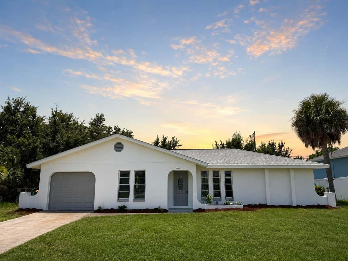 11113 CARNEGIE AVENUE