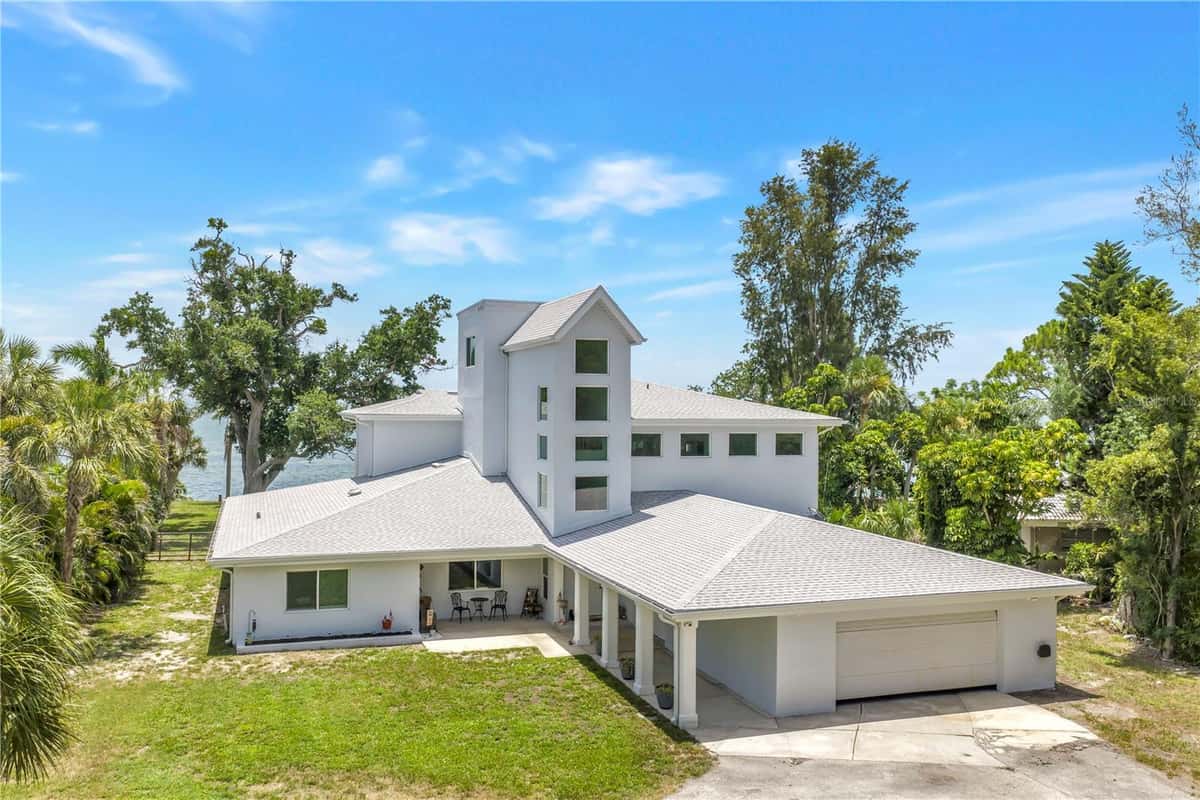 2280 PINELLAS POINT DRIVE