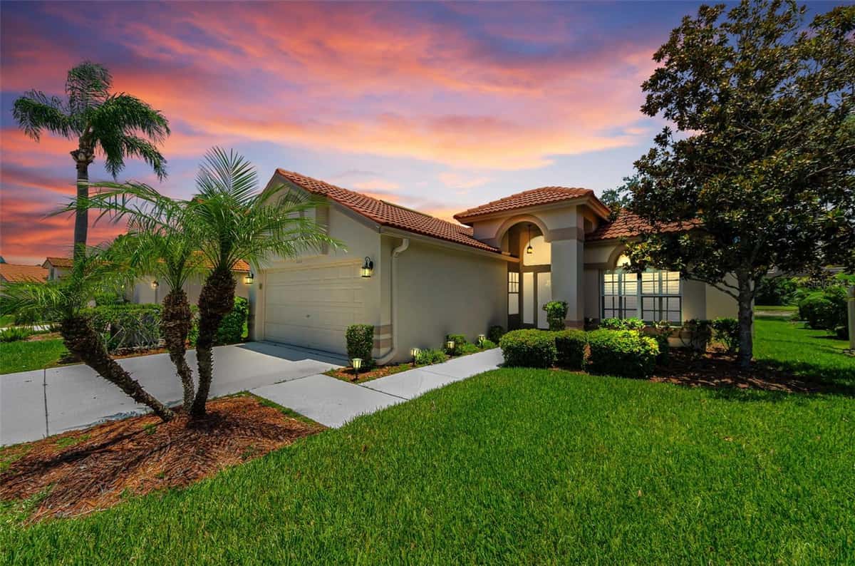 1111 DARTFORD DRIVE