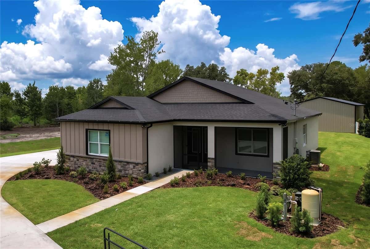 8308 GIBSON OAKS DRIVE