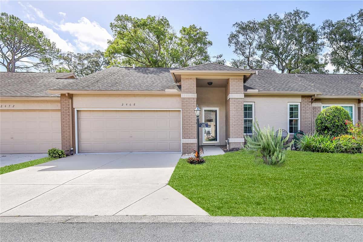 2468 WHISPERING PINES COURT