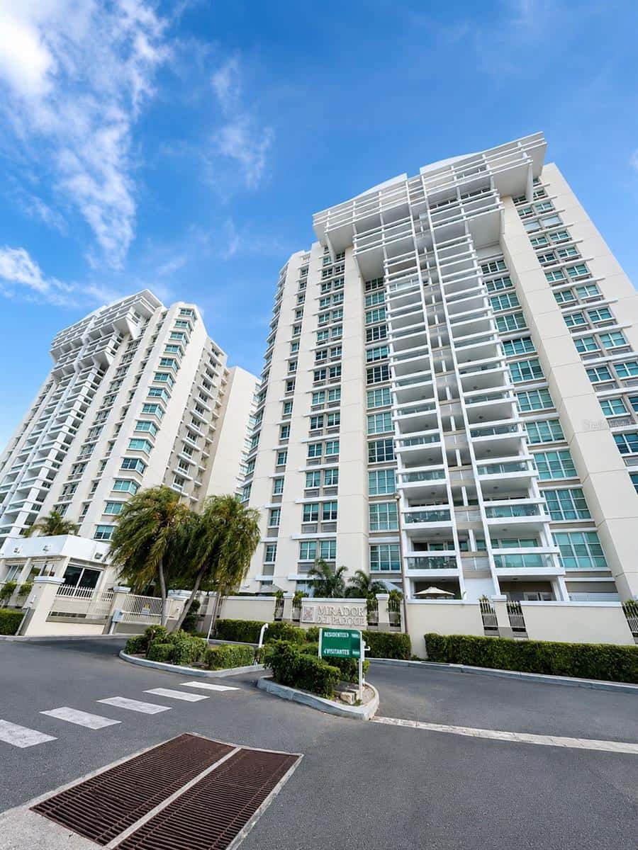 405 COND. MIRADOR DEL PARQUE