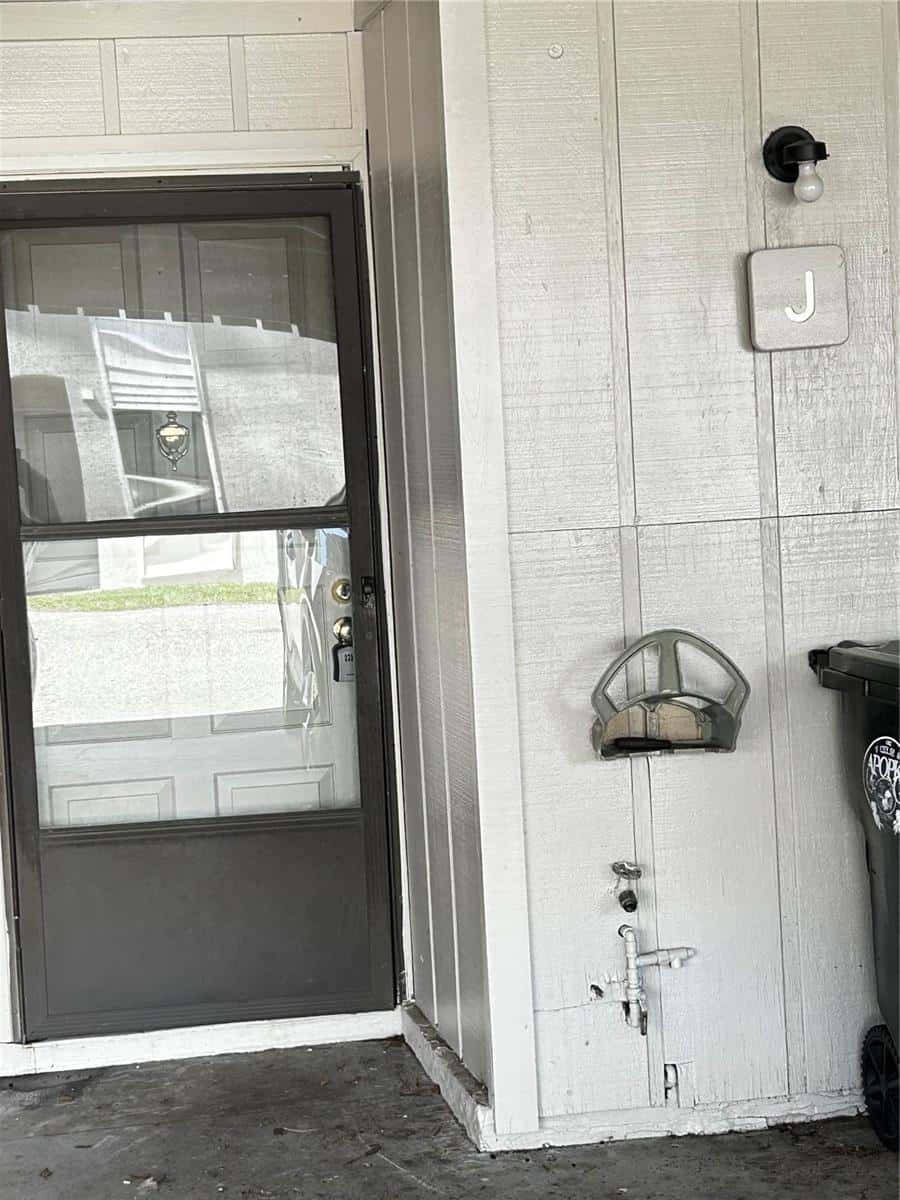 1412 OAK PLACE