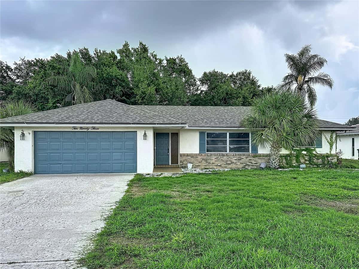 1093 CYPRESS POINT DRIVE